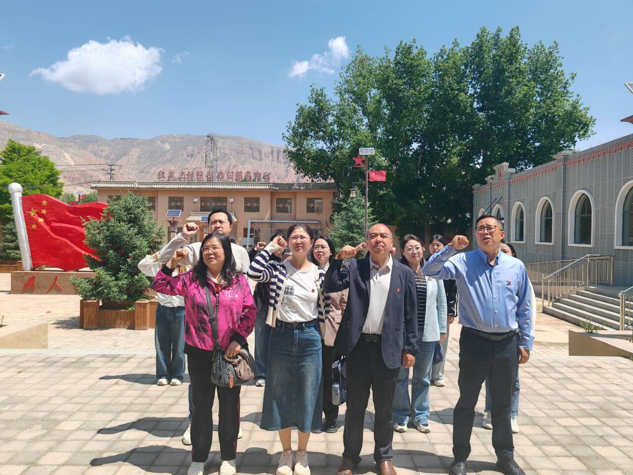 QQ图片20260601092649.jpg QQ图片20260601092649.jpg