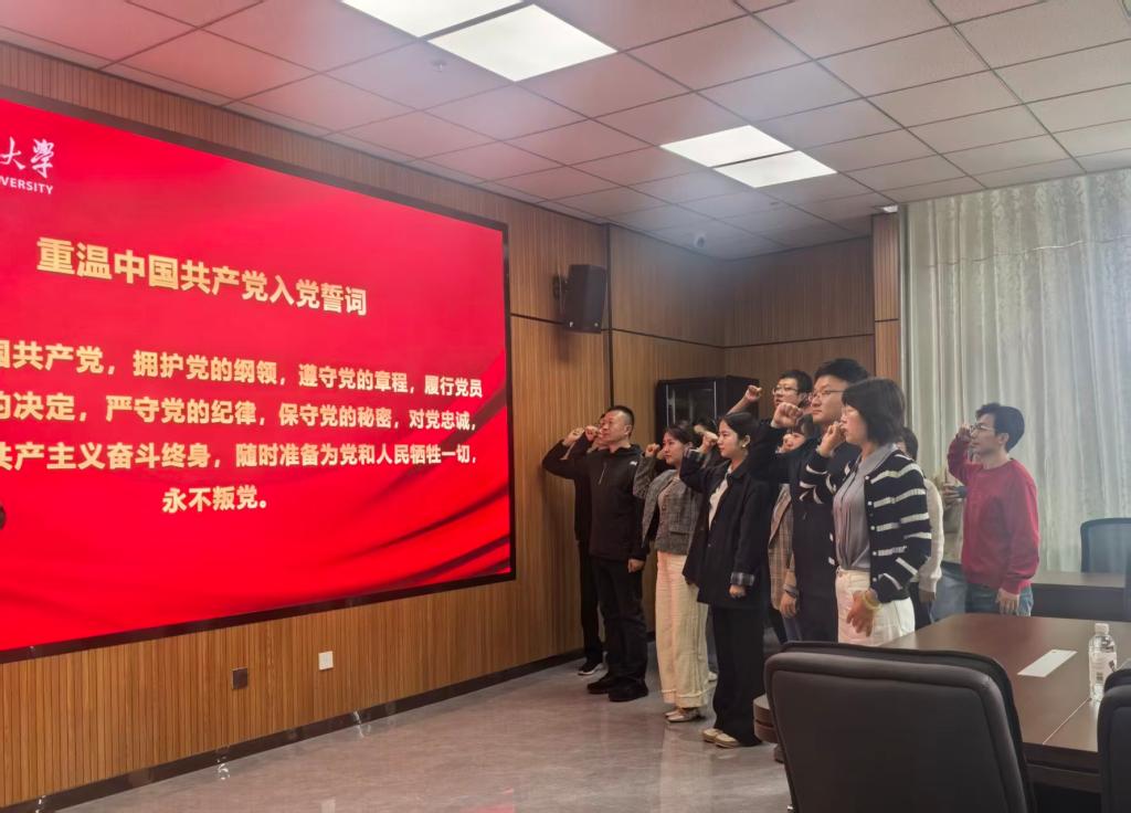 b984e7954ccca22257b68731d05d9723.jpg b984e7954ccca22257b68731d05d9723.jpg